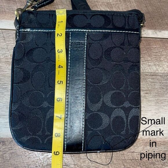 Coach Canvas Logo Embossed Crossbody Bag Pouch Black - Picture 9 of 9